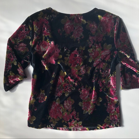 American Rag Velvet Crop Top - Picture 2 of 6